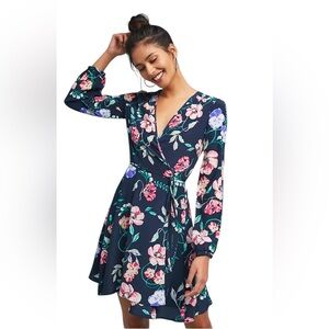 Yumi Kim 100% Silk Long Sleeve Floral Wrap Dress Size Large